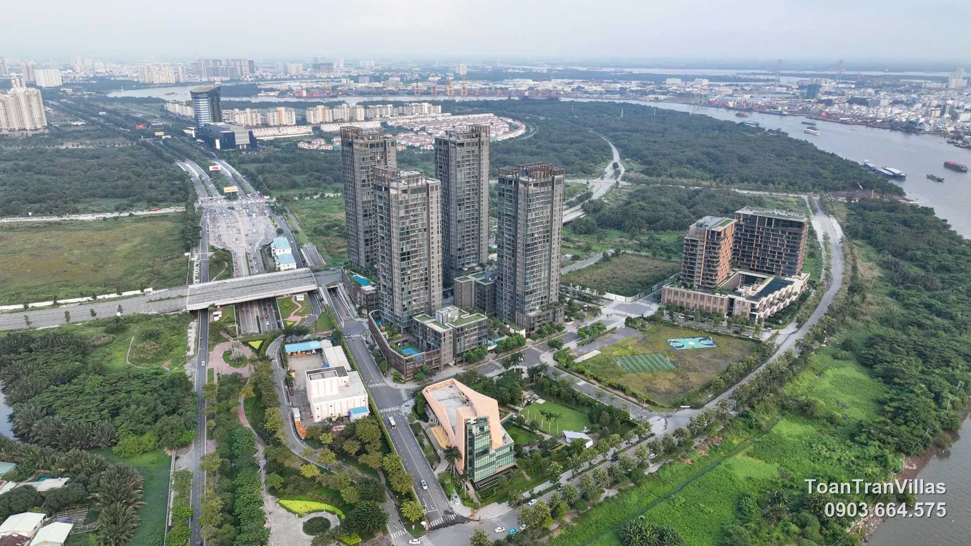 Empire City nhìn từ trên cao, ảnh thực tế