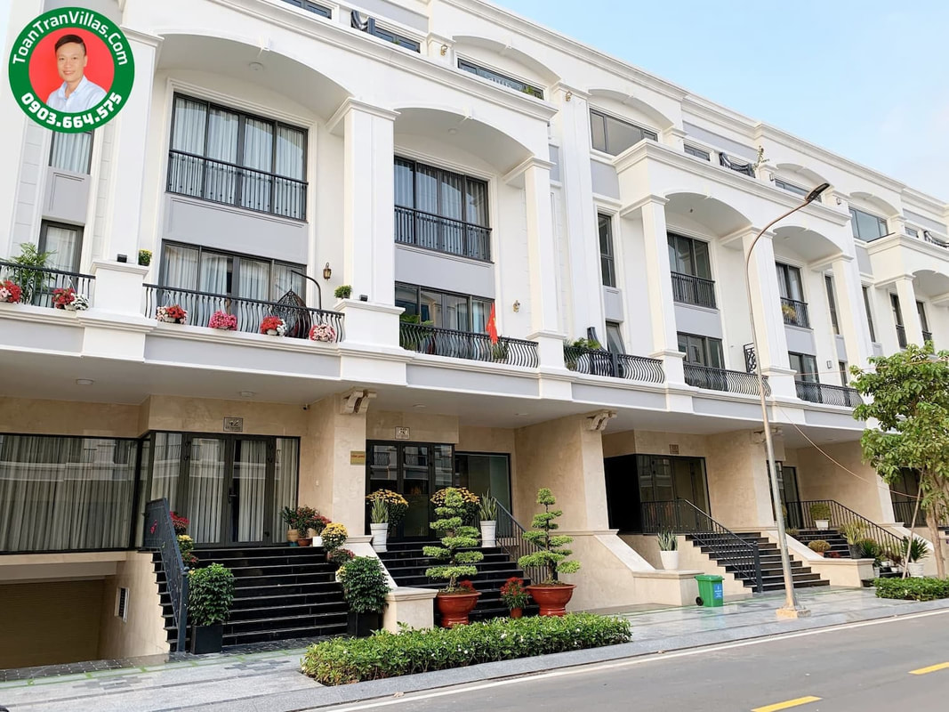 Dãy nhà phố thực tế tại khu Đông Nam Vạn Phúc City