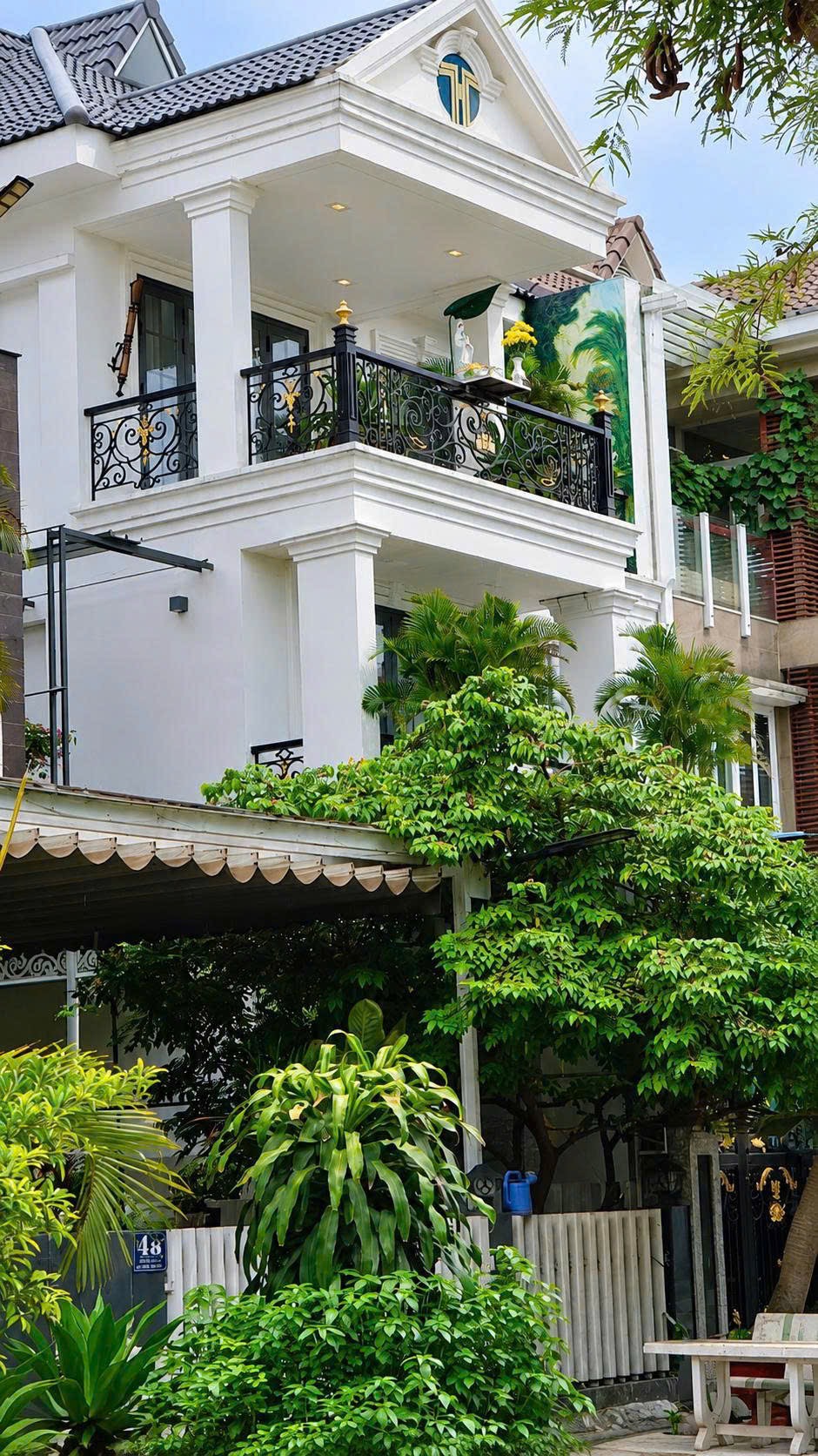 Biệt thự Jamona nép trong cây xanh