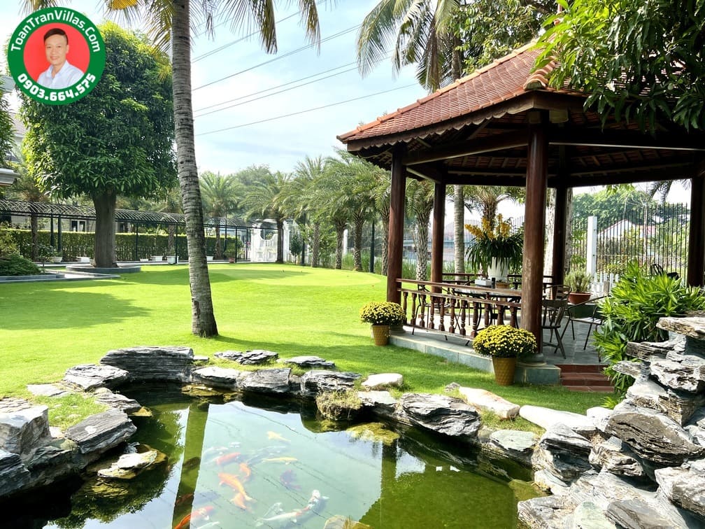 Sân vườn biệt thự Thủ Đức Garden Homes