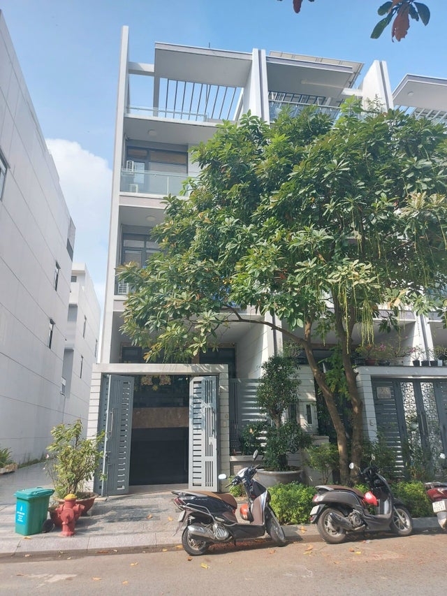 Nhà phố · 105 m² · Vạn Phúc 1